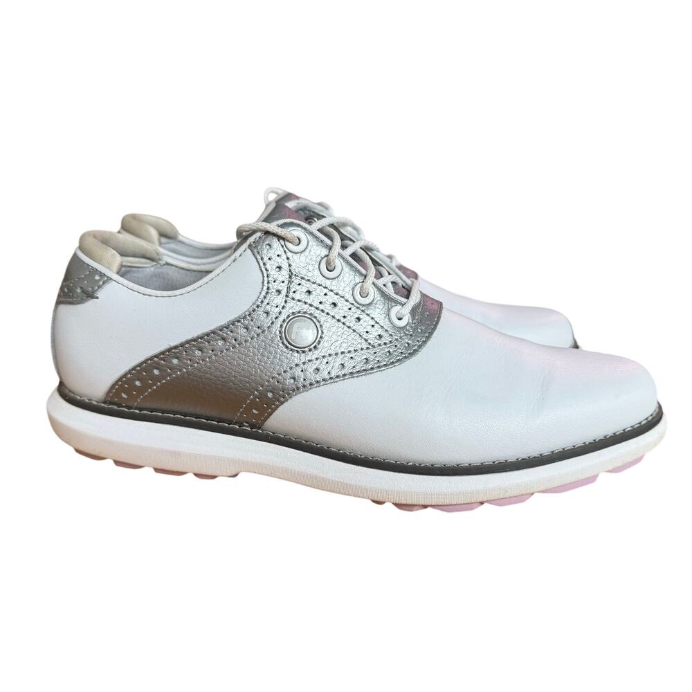 FJ FootJoy Traditions Spikeless Women’s Saddle Style Golf Shoe Size 7 Gray White